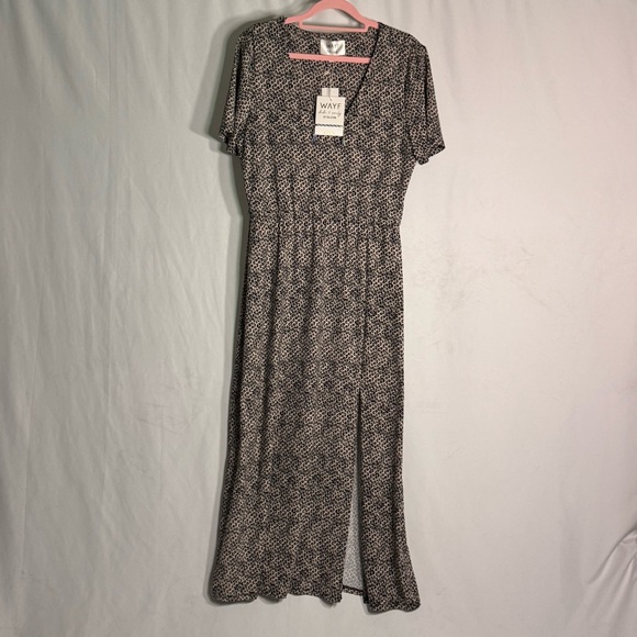WAYF Dede & Emily BFF Collection Cheetah Print Midi Dress with Slit - Picture 2 of 6